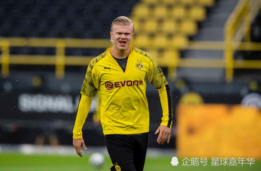 包含集结日德甲传出新动向；芝加哥公牛遗憾出局；管理层表态：悬念犹存；赛季目标并未改变的词条